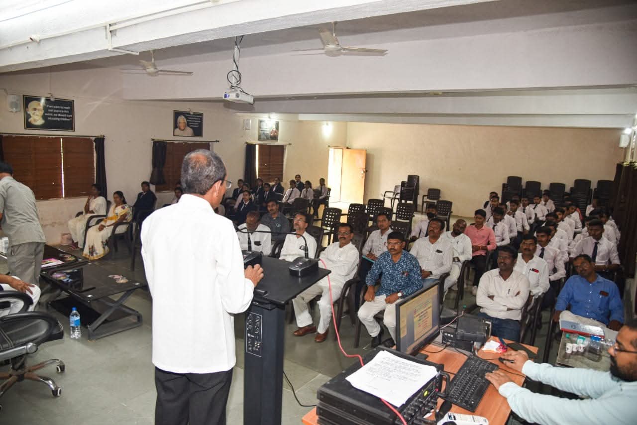 whatsapp image 2025 08 23 at 6.12.55 pm (1)